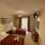 Holidays Ξενοδοχείο Λαγανάς