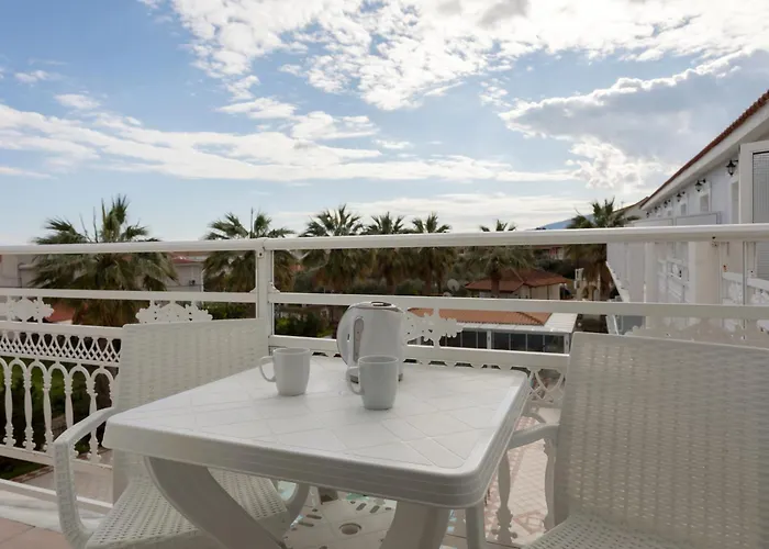 Hotel Holidays