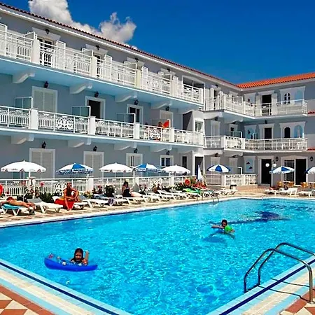 Hotel Holidays 2*