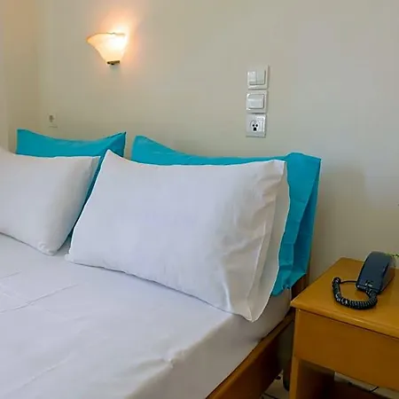 Hotel Holidays 2*