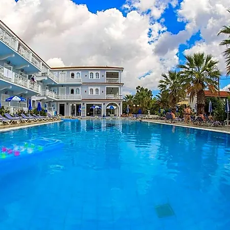 Hotel Holidays 2*