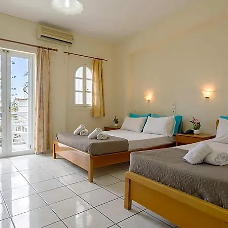 Holidays Hotel 2*