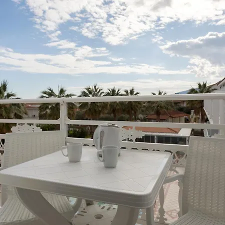 Otel Holidays