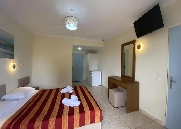 Holidays 2* Лаганас